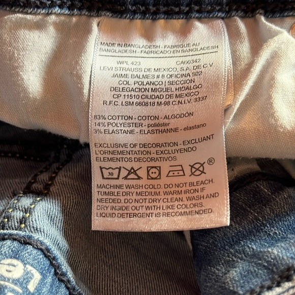 Denizen jean shorts, size 3, color light blue. - Picture 4 of 4